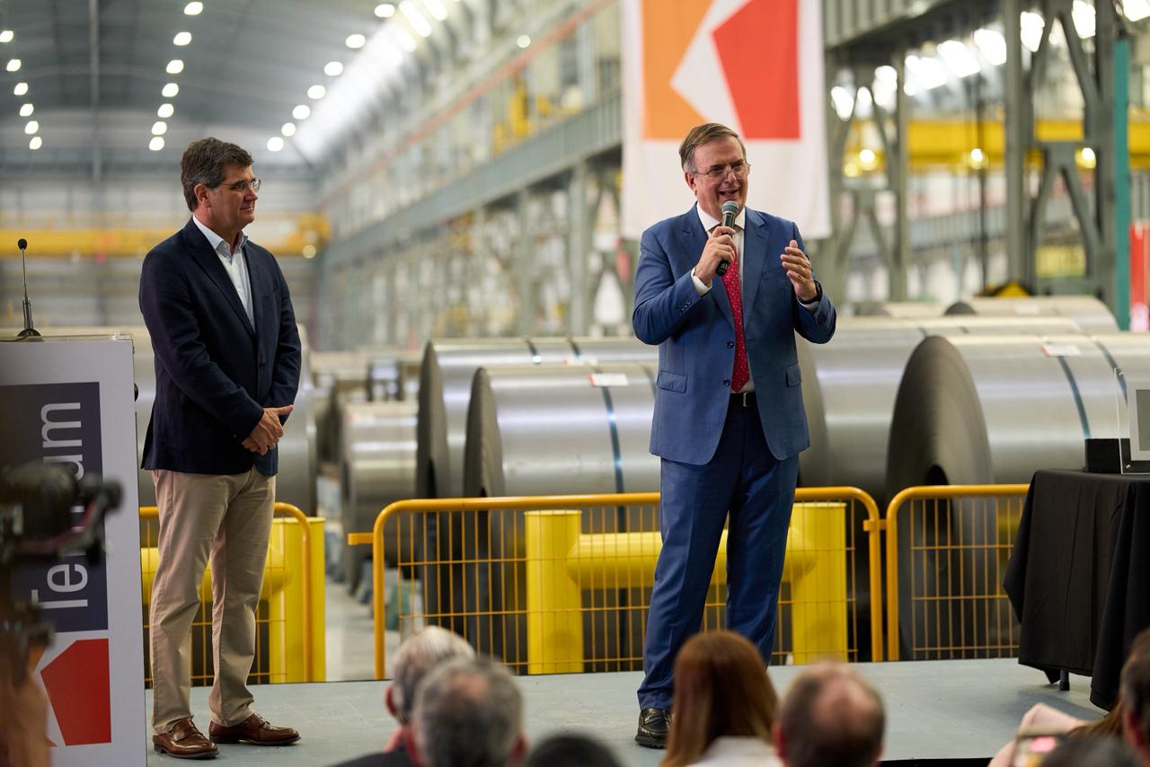 Marcelo Ebrard visita nuevas inversiones del Centro Industrial Ternium ...